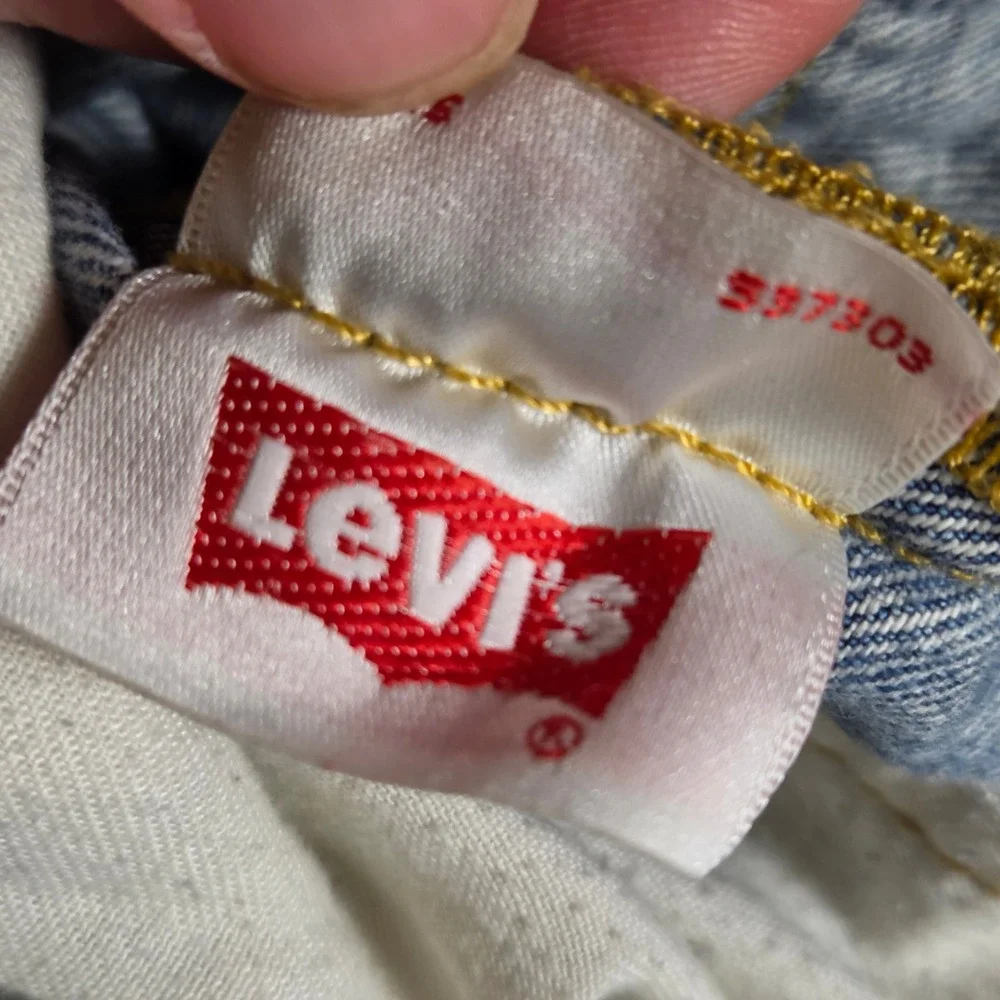 Levi's 501 Original Fit Jeans Straight Leg 34x32 Light Wash Classic Normcore